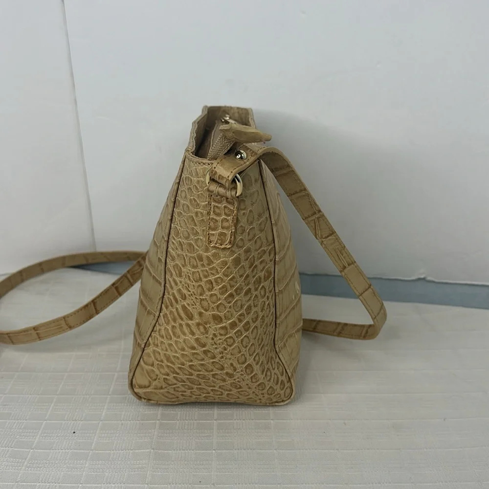 Valentina Tulip croc Embossed crossbody bag